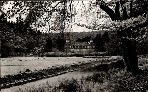 Ak Crottorf Friesenhagen Rheinland Pfalz, Schloss, Gesamtansicht