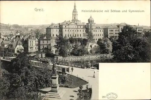 Ak Greiz in Thüringen, Heinrichsbrücke mit Schloss und Gymnasium