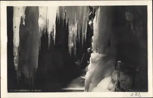 Ak Garmisch Partenkirchen in Oberbayern, Partnachklamm im Winter