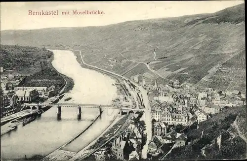 Ak Bernkastel Kues an der Mosel, Panorama mit Moselbrücke