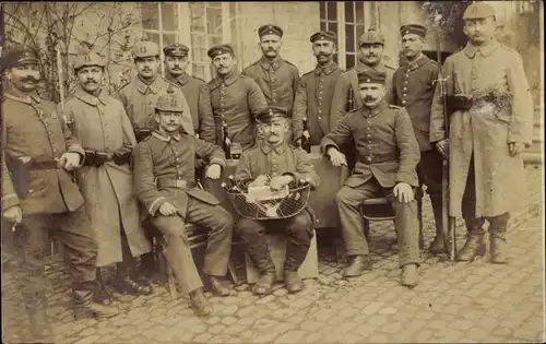 Foto Ak Deutsche Soldaten in Uniformen, Infanterie-Regiment Nr. 11