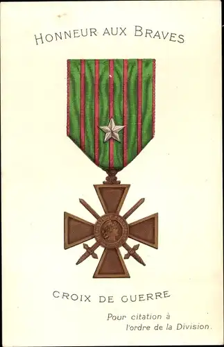 Künstler Ak Gloire a nos Heros, Croix de Guerre, Orden