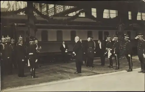 Ak Zürich Stadt Schweiz, Staatsbesuch Kaiser Wilhelm II. 1912, Empfang am Bahnhof