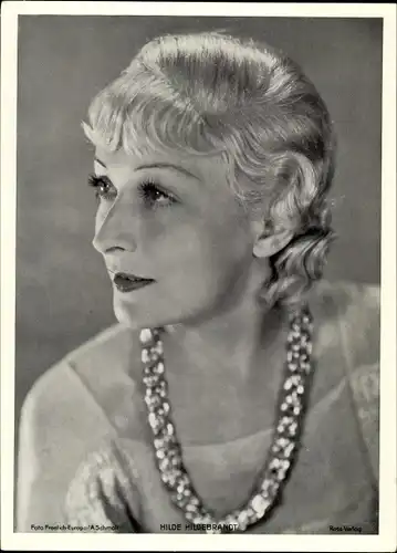 Foto Schauspielerin Hilde Hildebrandt, Portrait, Halskette