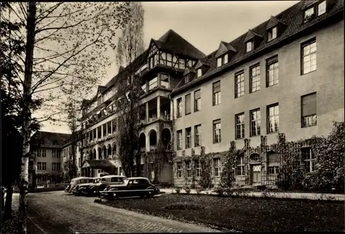 Ak Gera in Thüringen, Waldkrankenhaus, Parkplatz
