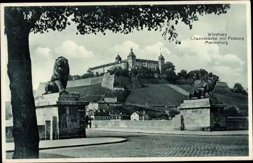 Ak Würzburg am Main Unterfranken, Löwenbrücke mit Festung Marienburg
