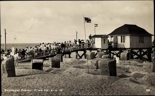 Ak Ostseebad Dahme in Holstein, Strand, Strandkörbe, Warteschlange