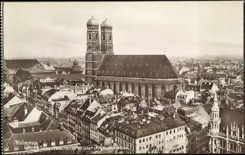 Ak München, Blick vom Petersturm zur Frauenkirche