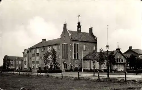 Ak Woensel Eindhoven Nordbrabant Niederlande, St. Petruspark