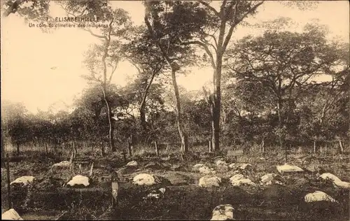 Ak Lubumbashi Elisabethville DR Kongo Zaire, Un coin du cimetiere des Indigenes