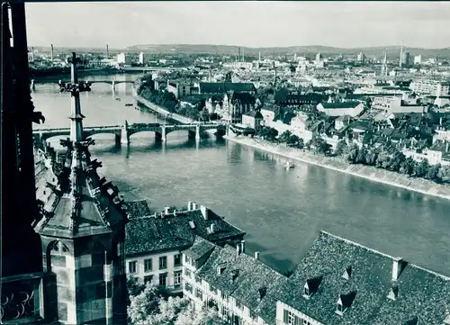 Riesen Ak Basel Bâle Stadt Schweiz, Blick vom Münster