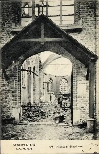Ak Shaeskerke Westflandern, Église, Ruines de la Guerre, Kriegszerstörungen