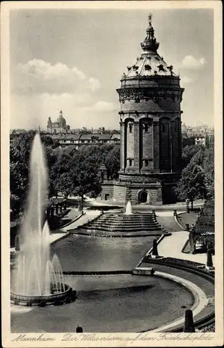 Ak Mannheim in Baden Württemberg, Der Wasserturm auf dem Friedrichsplatz