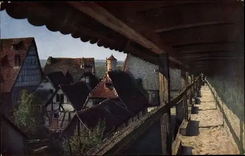 Ak Rothenburg o.d. Tauber, Wehrgang auf der Stadtmauer beim Klingentor