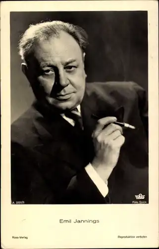 Ak Schauspieler Emil Jannings, Portrait mit Zigarette, Ross Verlag A 3201 1