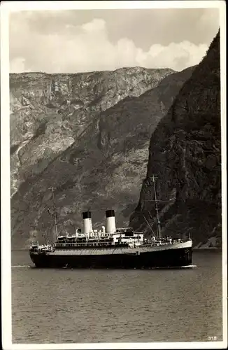 Ak Norwegen, Dampfer im Fjord