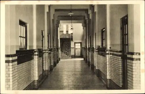 Ak Uden Nordbrabant, College van het Heilig Kruis, Gang