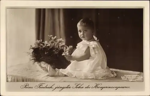 Ak Prinz Friedrich von Preußen, jüngster Sohn des Kronprinzenpaares,