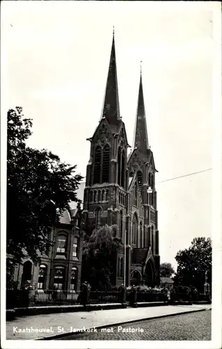 Ak Kaatsheuvel Nordbrabant, St. Janskerk met Pastorie