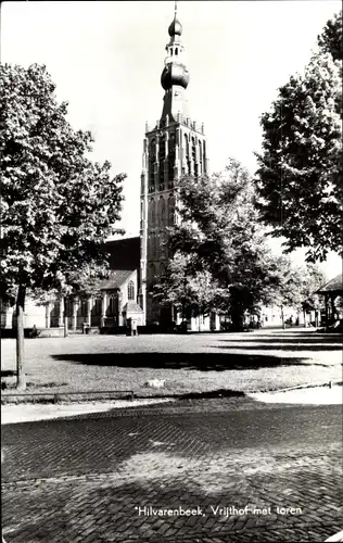 Ak Hilvarenbeek Nordbrabant, Vrijthof met toren