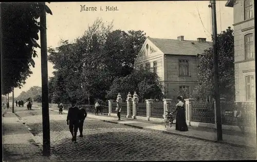 Ak Marne in Holstein Dithmarschen, Straßenpartie