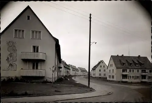 Foto Alsfeld in Hessen, Neue Siedlung, Straßenpartie, 1959