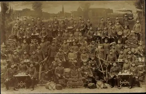 Foto Ak Deutsche Soldaten in Uniformen, Reserve 1914, Parole Heimat