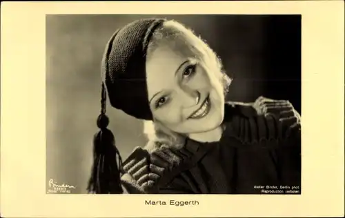 Ak Schauspielerin Marta Eggerth, Portrait mit Hut, Ross Verlag