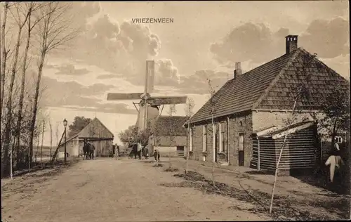 Ak Vriezenveen Overijssel Niederlande, Dorfpartie mit Windmühle
