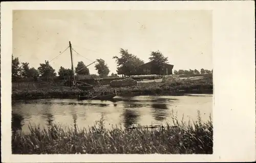 Foto Ak Oldenburg in Holstein?, Flusspartie