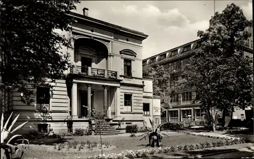 Ak Guben in der Niederlausitz, Poliklinik und Krankenhaus