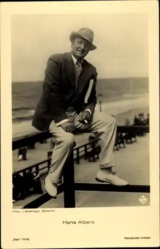 Ak Schauspieler Hans Albers, Portrait am Meer, Ross Verlag Nr. 7038