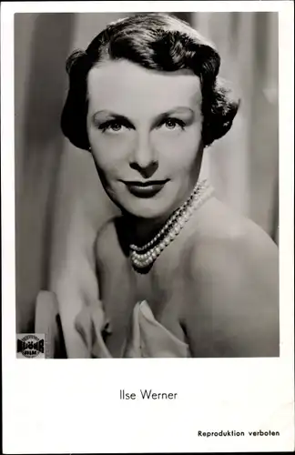 Ak Schauspielerin Ilse Werner, Portrait