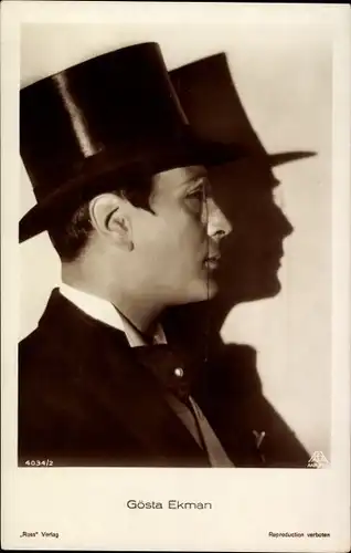 Ak Schauspieler Gösta Ekman, Portrait im Profil, Zylinder, Monokel