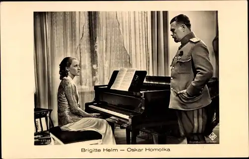 Ak Schauspieler Brigitte Helm und Oskar Homolka, Klavier, Ufa Film