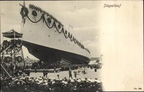 Ak Deutsches Kriegsschiff, Stapellauf eines Großen Kreuzes, Kaiser Wilhelm II.