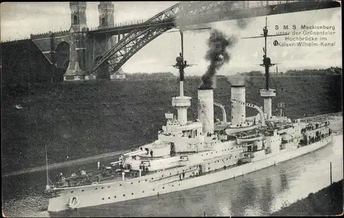 Ak Deutsches Kriegsschiff, SMS Mecklenburg, Linienschiff, Grünentaler Hochbrücke