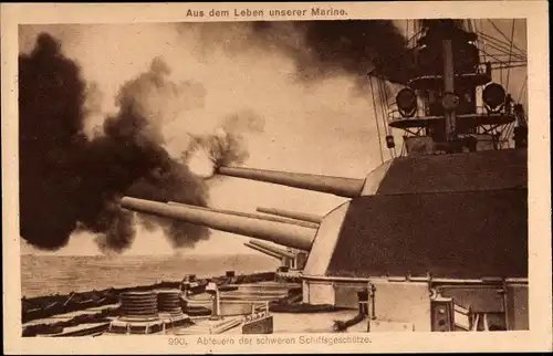 Ak Deutsches Kriegsschiff beim Abfeuern der schweren Schifsgeschütze, Hamburger Opfertag 1916