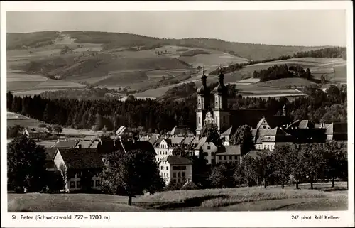 Ak St Peter im Hochschwarzwald, Teilansicht mit Kirche