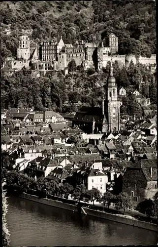 Ak Heidelberg am Neckar, Teilansicht mit Schloss und Heilig Geist Kirche