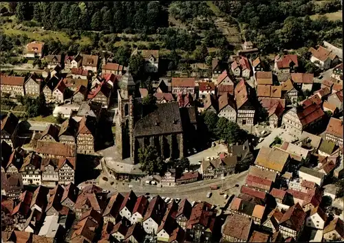 Ak Homberg an der Efze Hessen, Luftaufnahme mit Kirche