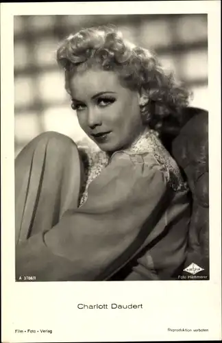 Ak Schauspielerin Charlott Daudert, Portrait