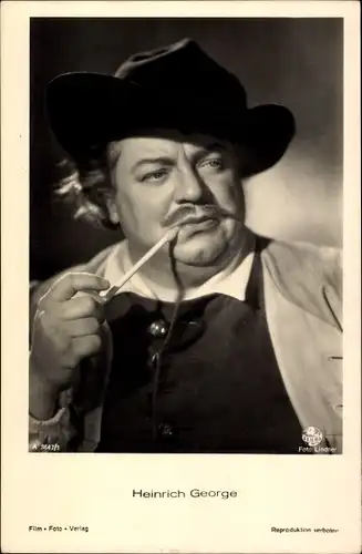 Ak Schauspieler Heinrich George, Portrait, Pfeife