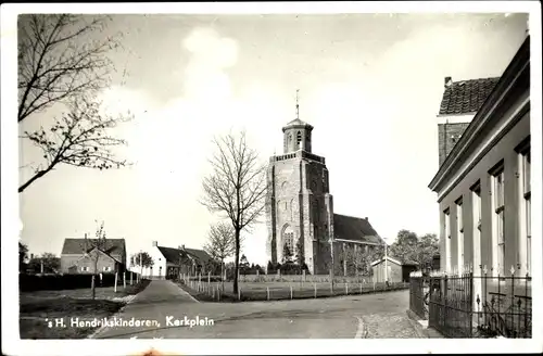 Ak 's Heer Hendrikskinderen Zeeland Niederlande, Kerkplein