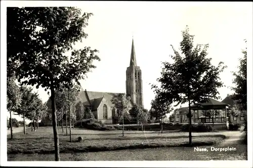 Ak Nisse Zuid Beveland Zeeland Niederlande, Dorpsplein