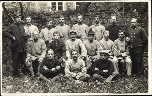 Foto Ak Französische Kriegsgefangene, I. WK