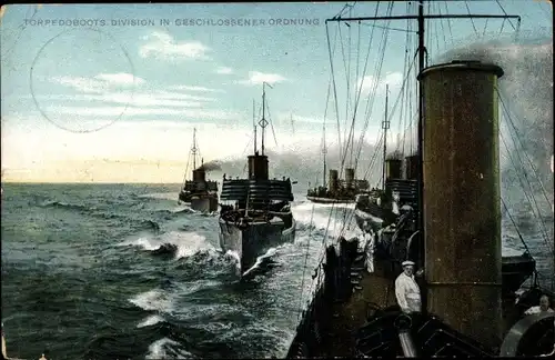 Ak Deutsches Kriegsschiff, Torpedobootsdivision in geschlossener Ordnung