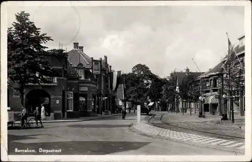 Ak Bennekom Gelderland, Dorpsstraat