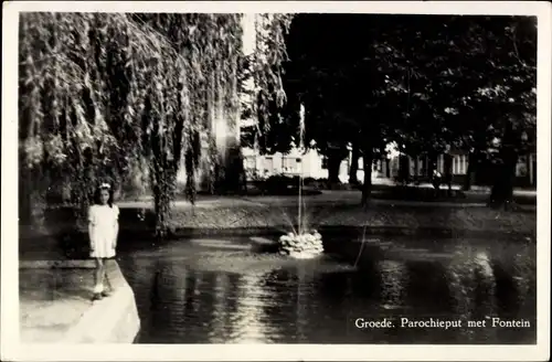 Ak Groede Zeeland, Parochieput met Fontein