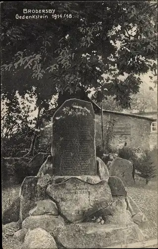 Ak Brodersby Goltoft in Angeln, Gedenkstein 1914/18